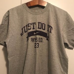 Nike Men’s T-shirt Large